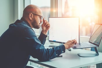 The Blockchain and the creation of Intelligent Smart Contracts