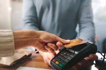 A biometria das impressões dactilares chega aos cartões